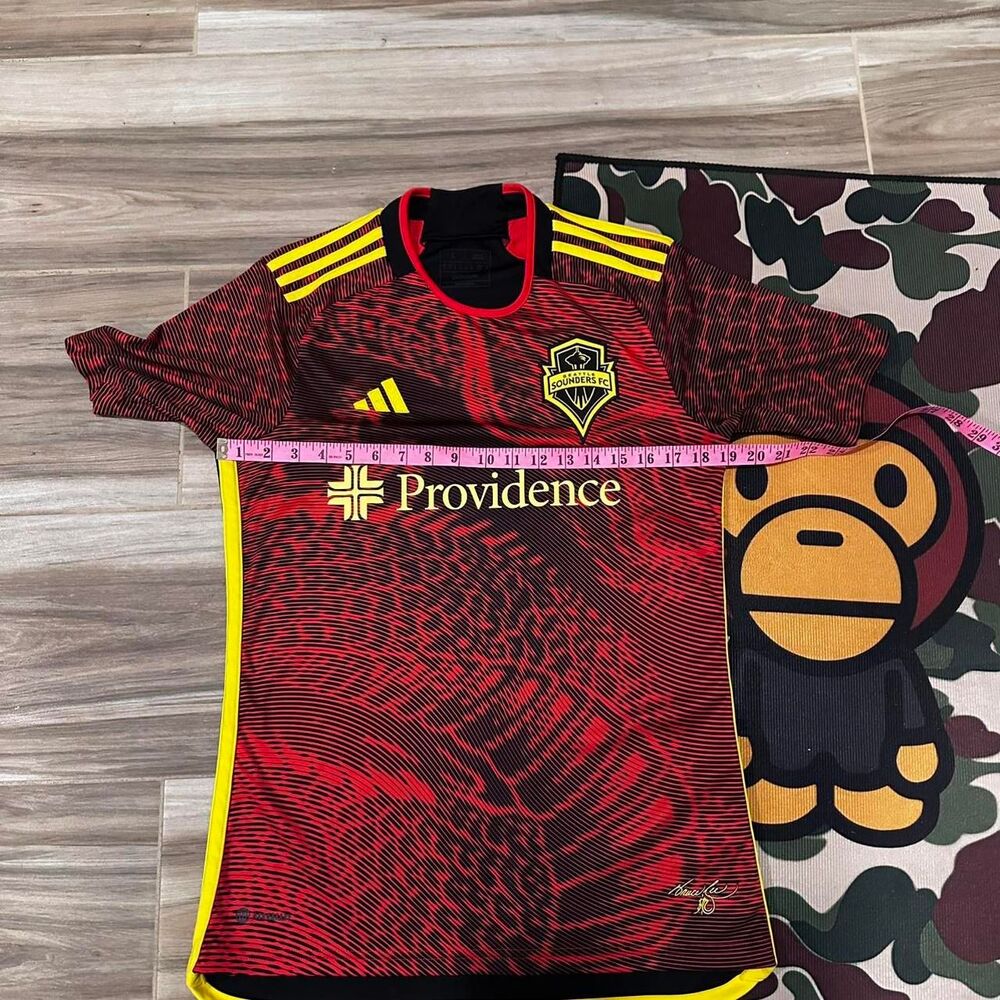 Seattle Sounders Adidas Away Bruce Lee Edition Soccer Jersey - Picture 4 of 5